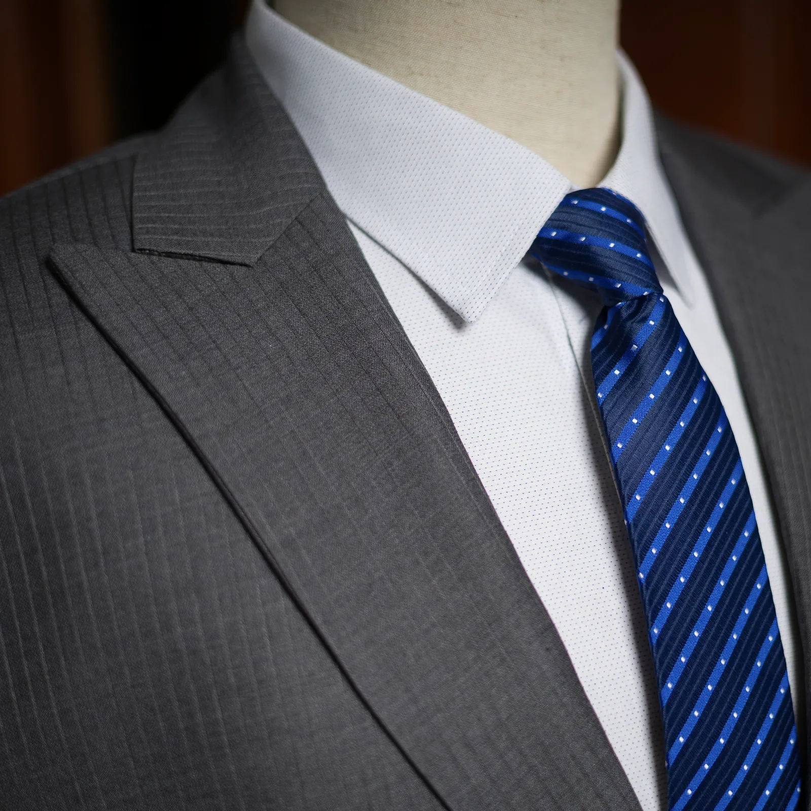 Tailoring detail — Be Li Tailor