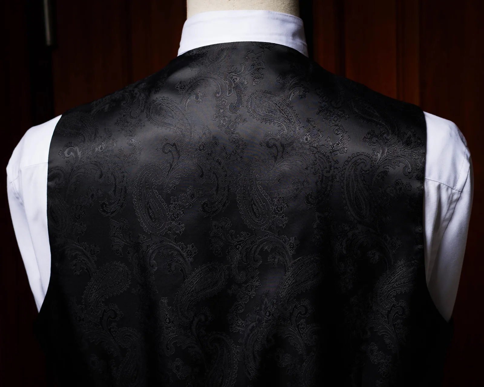 A wedding party of eleven, tailored in five days